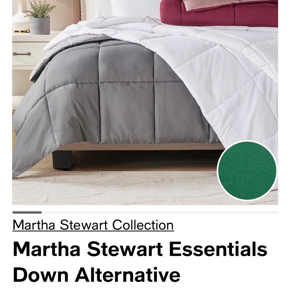 Martha Stewart Essentials Reversible Comforter. New in Original Packaging.